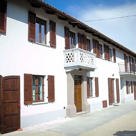 Bed & Breakfast Monbertola Govone